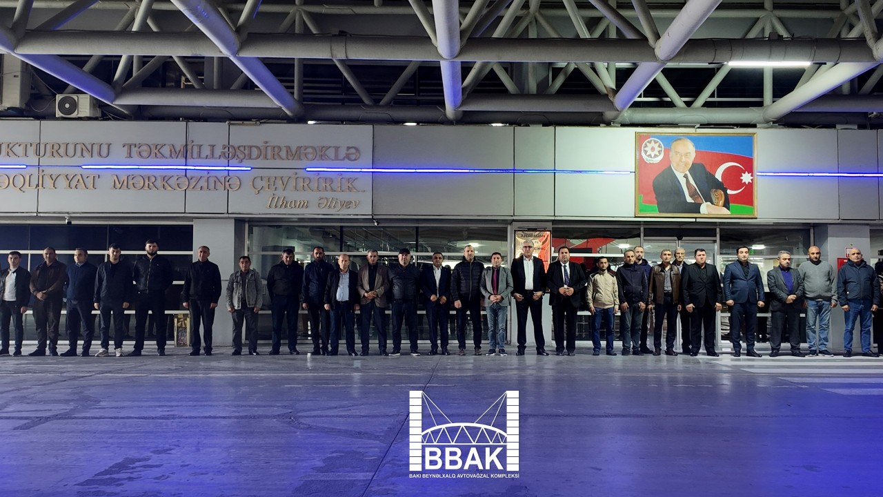 Bakı Beynəlxalq Avtovağzal Kompleksində 1 dəqiqəlik sükut - FOTO (VİDEO)